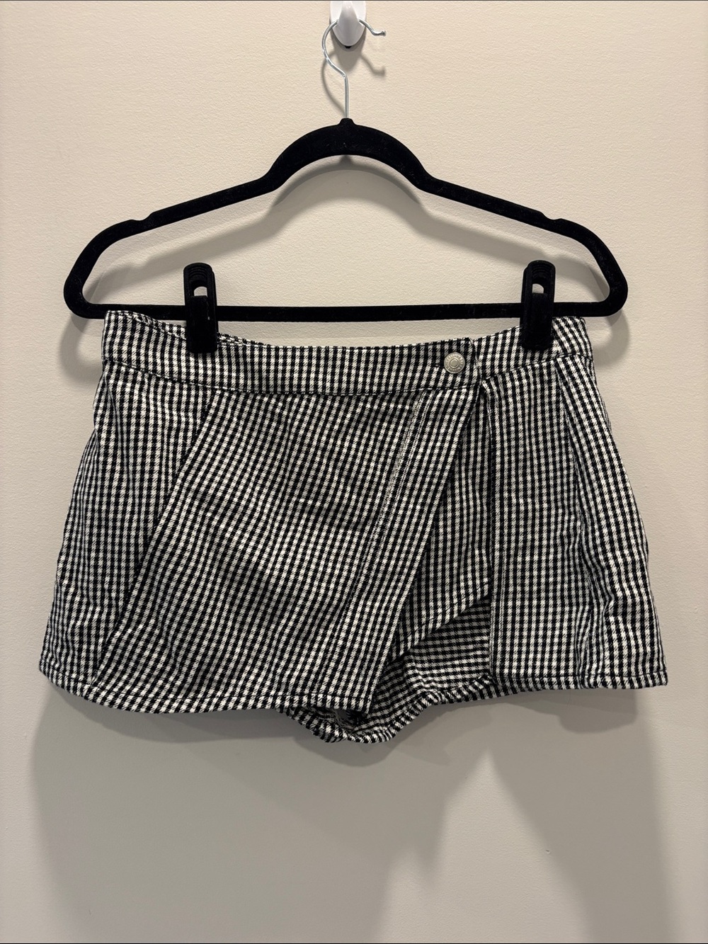 Free People NWT Black White Gingham Wrap Skort Shorts Size 6
